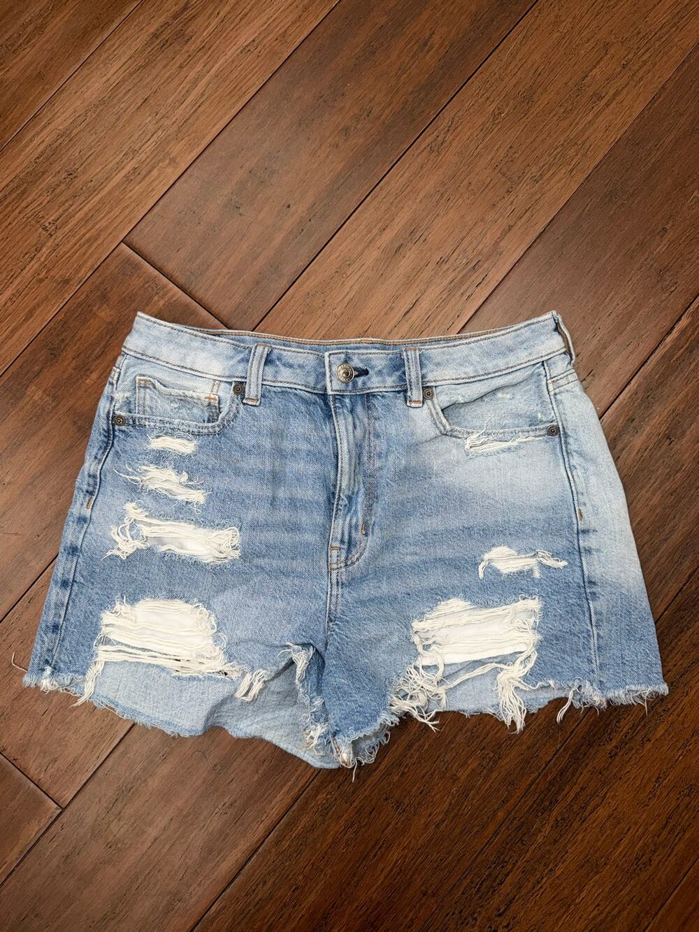 American Eagle distressed denim mom shorts 8